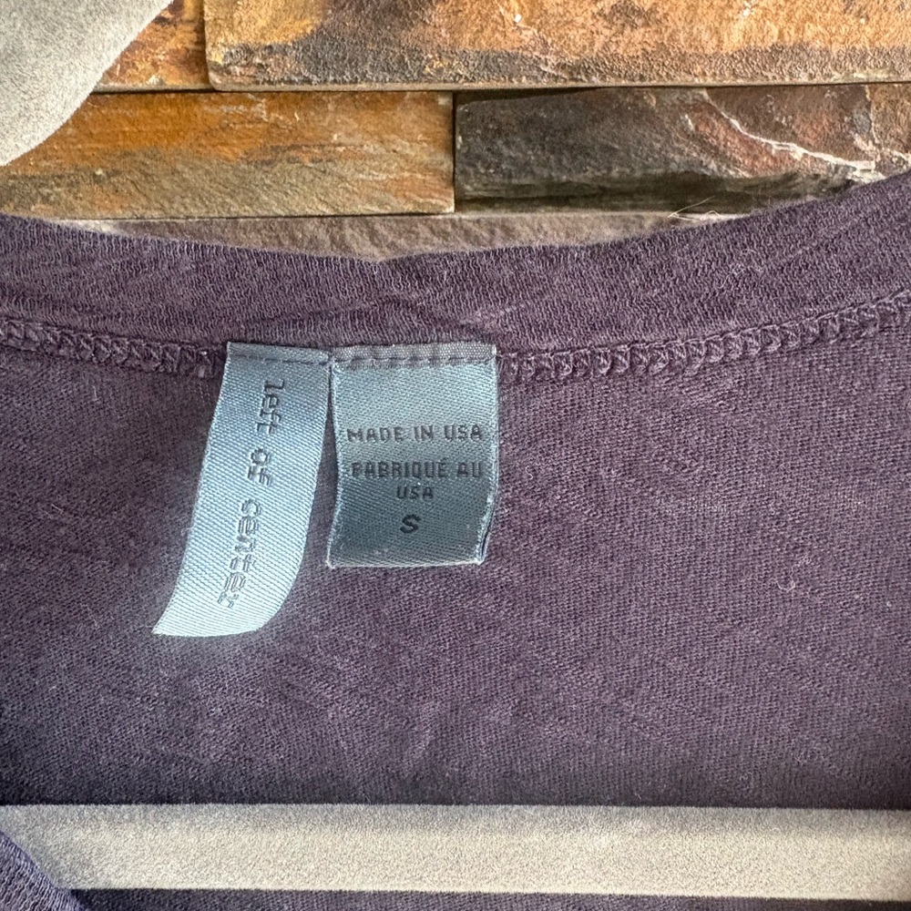Elegant Dark Blue/Purple Long Sleeve V-Neck Top - Picture 2 of 6